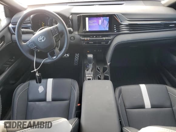 ✅ 2025 Toyota Camry SE • VIN: 4T1DAACK9SU581474 • Lot: 93312595. Listed on Copart with 6,209 mi. Free auction sales archive from the USA and detailed vehicle history report at DreamBid. Image 8.