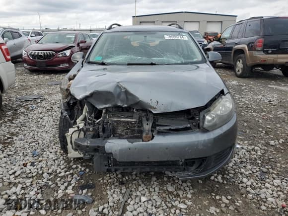 ✅ 2010 Volkswagen Jetta TDI • VIN: 3VWPL7AJ2AM654726 • Lot: 78555784. Listed on Copart with 266,967 mi. Free auction sales archive from the USA and detailed vehicle history report at DreamBid. Image 5.