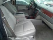 ✅ 2008 Chevrolet Suburban 2LT • VIN: 3GNFC16008G150705 • Lot: 42466375. Listed on IAAI with 237,486 mi. Free auction sales archive from the USA and detailed vehicle history report at DreamBid. Image 5.