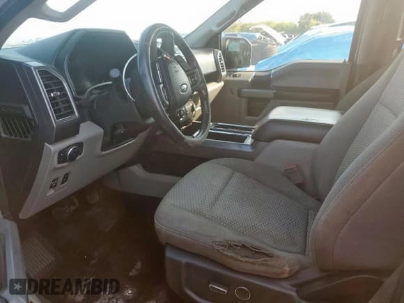 ✅ 2018 Ford F-150 Lariat • VIN: 1FTEW1E50JKE18031 • Lot: 89826085. Listed on Copart with 84,743 mi. Free auction sales archive from the USA and detailed vehicle history report at DreamBid. Image 7.