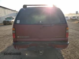 ✅ 2005 Chevrolet Suburban LT • VIN: 3GNEC16Z15G210335 • Lot: 72114114. Wystawiony na Copart z przebiegiem Nie podano. Bezpłatny archiwum sprzedaży aukcyjnych z USA i szczegółowy raport historii pojazdu na DreamBid. Zdjęcie 6.