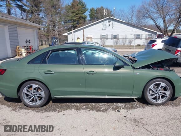 ✅ 2025 Audi A4 S line Premium Plus • VIN: WAUEAAF48SN000964 • Lot: 41758244. Listed on IAAI with 9,912 mi. Free auction sales archive from the USA and detailed vehicle history report at DreamBid. Image 14.