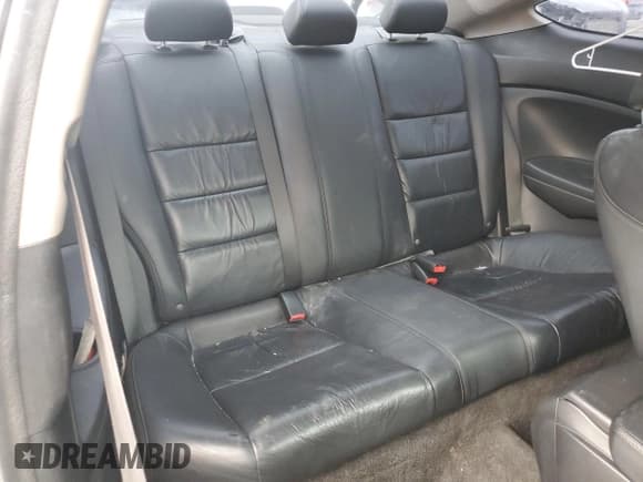 ✅ 2011 Honda Accord EX-L • VIN: 1HGCS1B88BA008488 • Lot: 81959135. Listed on Copart with 185,831 mi. Free auction sales archive from the USA and detailed vehicle history report at DreamBid. Image 10.