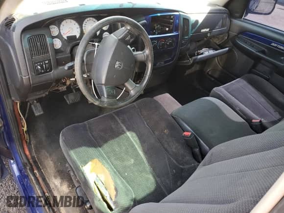 2005 Dodge 1500 SLT z VIN 1D7HA16D45J586208, wystawiony jako Copart lot #68765284 z przebiegiem 187 959 mil mil oraz Szkoda całkowita • Salvage title. Historia ofert i sprzedaży dostępna na DreamBid. Obrazek 8.