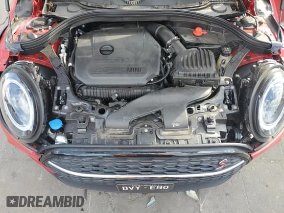 ✅ 2023 MINI Clubman Cooper S • VIN: WMWXJ1C09P2U02088 • Lot: 66857684. Listed on Copart with 2,767 mi. Free auction sales archive from the USA and detailed vehicle history report at DreamBid. Image 12.