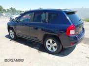 ✅ 2012 Jeep Compass Latitude • VIN: 1C4NJDEB0CD590315 • Lot: 42630408. Wystawiony na IAAI z przebiegiem 87 453 mil. Bezpłatny archiwum sprzedaży aukcyjnych z USA i szczegółowy raport historii pojazdu na DreamBid. Zdjęcie 3.