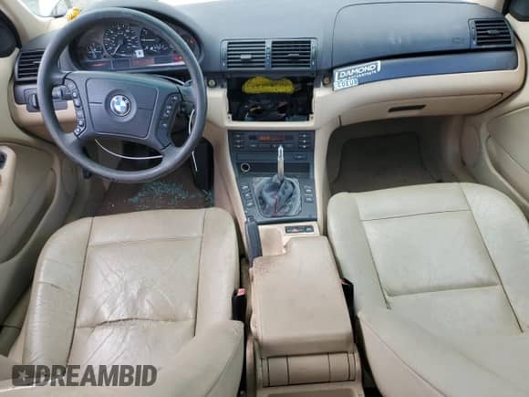 1999 BMW 3 Series 323i with VIN WBAAM3333XKC57572, listed as a Copart auction lot 57478895 with 177,561 mi miles and Salvage title. Bid and sale history available at DreamBid. Image 8.