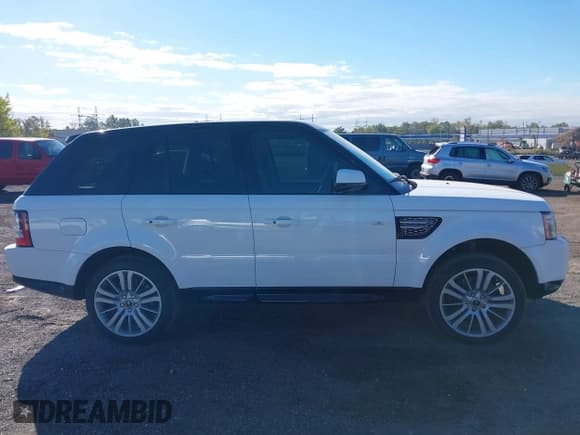 ✅ 2013 Land Rover Range Rover Sport HSE Lux • VIN: SALSK2D4XDA807503 • Lot: 43424091. Listed on IAAI with 96,905 mi. Free auction sales archive from the USA and detailed vehicle history report at DreamBid. Image 13.