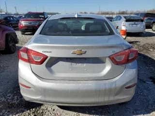 ✅ 2018 Chevrolet Cruze LT • VIN: 1G1BE5SM1J7247746 • Lot: 39546393. Listed on Copart with 75,534 mi. Free auction sales archive from the USA and detailed vehicle history report at DreamBid. Image 6.