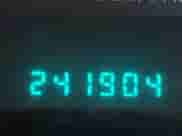 2002 Chevrolet Silverado 1500 LS z VIN 1GCEK14T12E143281, wystawiony jako IAAI lot #43197831 z przebiegiem 241 904 mil mil oraz . Historia ofert i sprzedaży dostępna na DreamBid. Obrazek 14.