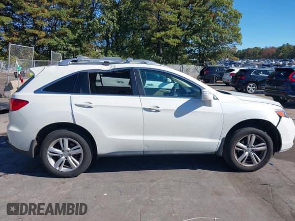 ✅ 2014 Acura RDX Technology • VIN: 5J8TB4H56EL018315 • Лот: 43456690. Опубликован ранее на IAAI с пробегом 216 832 миль. Бесплатный доступ к архиву аукционных продаж из США и подробный отчёт об истории автомобиля на DreamBid. Изображение 13.