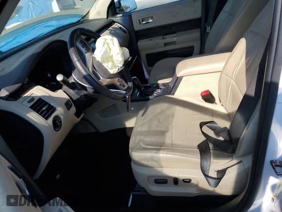 ✅ 2017 Ford Flex Limited • VIN: 2FMGK5D82HBA00691 • Lot: 89564445. Listed on Copart with 93,978 mi. Free auction sales archive from the USA and detailed vehicle history report at DreamBid. Image 7.