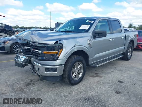 ✅ 2025 Ford F-150 XLT • VIN: 1FTEW3LP0SKE12912 • Lot: 43516650. Listed on IAAI with 45,811 mi. Free auction sales archive from the USA and detailed vehicle history report at DreamBid. Image 2.