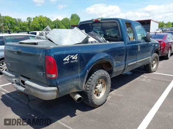 ✅ 1999 Ford F-250 XL • VIN: 1FTNX21F0XED95844 • Lot: 42496636. Listed on IAAI with 286,693 mi. Free auction sales archive from the USA and detailed vehicle history report at DreamBid. Image 4.