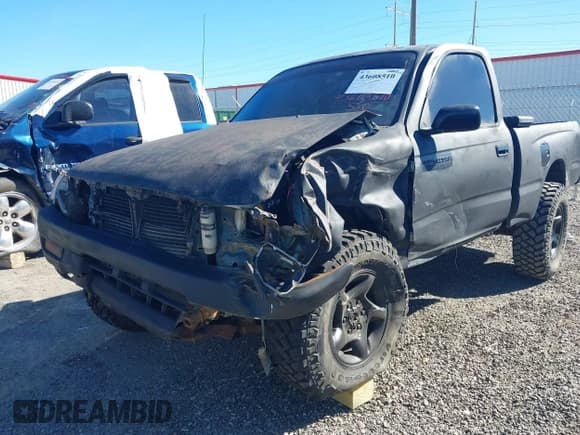 ✅ 1996 Toyota Tacoma • VIN: 4TAPM62N0TZ192501 • Lot: 43608510. Wystawiony na IAAI z przebiegiem 263 312 mil. Bezpłatny archiwum sprzedaży aukcyjnych z USA i szczegółowy raport historii pojazdu na DreamBid. Zdjęcie 6.