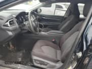 ✅ 2018 Toyota Camry SE • VIN: 4T1B11HKXJU537448 • Lot: 90087185. Wystawiony na Copart z przebiegiem 130 884 mil. Bezpłatny archiwum sprzedaży aukcyjnych z USA i szczegółowy raport historii pojazdu na DreamBid. Zdjęcie 7.