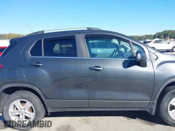 2018 Chevrolet Trax LT z VIN 3GNCJPSBXJL235003, wystawiony jako IAAI lot #43417135 z przebiegiem 86 123 mil mil oraz . Historia ofert i sprzedaży dostępna na DreamBid. Obrazek 13.