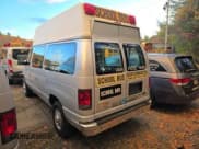 ✅ 2012 Ford Econoline Cargo Commercial • VIN: 1FTNE2EW5CDB25850 • Lot: 90483545. Wystawiony na Copart z przebiegiem 163 715 mil. Bezpłatny archiwum sprzedaży aukcyjnych z USA i szczegółowy raport historii pojazdu na DreamBid. Zdjęcie 4.