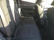 ✅ 2024 Hyundai Tucson SEL • VIN: 5NMJB3DE7RH318779 • Lot: 86654245. Wystawiony na Copart z przebiegiem 26 801 mil. Bezpłatny archiwum sprzedaży aukcyjnych z USA i szczegółowy raport historii pojazdu na DreamBid. Zdjęcie 11.