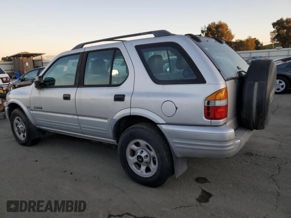 ✅ 2001 Honda Passport LX • VIN: 4S6CK58W414403943 • Lot: 42899725. Wystawiony na Copart z przebiegiem 117 454 mil. Bezpłatny archiwum sprzedaży aukcyjnych z USA i szczegółowy raport historii pojazdu na DreamBid. Zdjęcie 2.