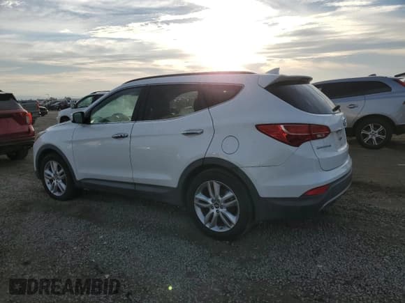 ✅ 2014 Hyundai Santa Fe • VIN: 5XYZU3LA2EG157029 • Лот: 92263105. Опубликован ранее на Copart с пробегом 123 296 миль. Бесплатный доступ к архиву аукционных продаж из США и подробный отчёт об истории автомобиля на DreamBid. Изображение 2.