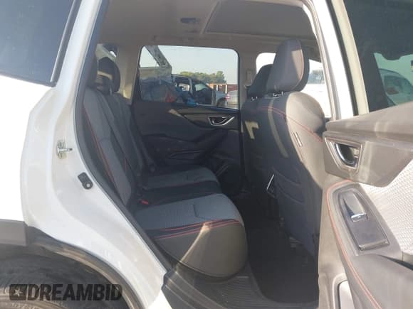 ✅ 2019 Subaru Forester Special Sports • VIN: JF2SKAKC4KH511930 • Лот: 43344847. Опубликован ранее на IAAI с пробегом 17 977 миль. Бесплатный доступ к архиву аукционных продаж из США и подробный отчёт об истории автомобиля на DreamBid. Изображение 8.