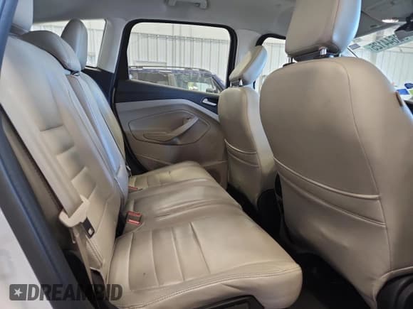 ✅ 2018 Ford C-Max SE • VIN: 1FADP5AU4JL104203 • Lot: 92644125. Listed on Copart with 68,878 mi. Free auction sales archive from the USA and detailed vehicle history report at DreamBid. Image 10.
