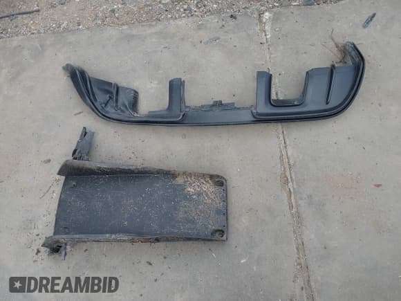 ✅ 2021 Porsche 718 Spyder • VIN: WP0CC2A89MS240128 • Lot: 42670527. Wystawiony na IAAI z przebiegiem 40 944 mil. Bezpłatny archiwum sprzedaży aukcyjnych z USA i szczegółowy raport historii pojazdu na DreamBid. Zdjęcie 12.