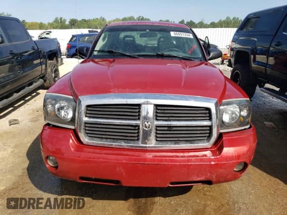 2006 Dodge Dakota SLT с VIN 1D7HE48N36S671547, выставлен на аукционе Copart как лот 66691334 с пробегом 167 891 миль миль и На запчасти • Non repairable. История ставок и продаж доступна на DreamBid. Изображение 5.