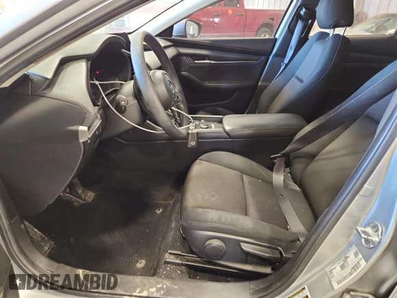 ✅ 2021 Mazda 3 2.0 • VIN: 3MZBPAA7XMM203239 • Lot: 92470715. Listed on Copart with 71,566 mi. Free auction sales archive from the USA and detailed vehicle history report at DreamBid. Image 7.