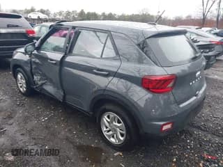 ✅ 2024 Hyundai Venue SE • VIN: KMHRB8A38RU318815 • Lot: 41120693. Listed on IAAI with 9,763 mi. Free auction sales archive from the USA and detailed vehicle history report at DreamBid. Image 3.
