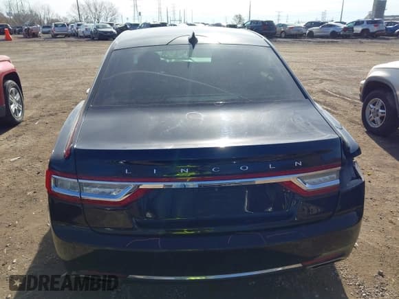 ✅ 2018 Lincoln Continental Select • VIN: 1LN6L9SK7J5601183 • Lot: 43664087. Listed on IAAI with 119,868 mi. Free auction sales archive from the USA and detailed vehicle history report at DreamBid. Image 16.