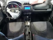 ✅ 2008 Honda Fit • VIN: JHMGD38408S017536 • Лот: 87182305. Опубликован ранее на Copart с пробегом 174 745 миль. Бесплатный доступ к архиву аукционных продаж из США и подробный отчёт об истории автомобиля на DreamBid. Изображение 8.