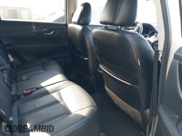 ✅ 2020 Nissan Rogue SL • VIN: 5N1AT2MV6LC761918 • Lot: 42930709. Listed on IAAI with 48,777 mi. Free auction sales archive from the USA and detailed vehicle history report at DreamBid. Image 8.