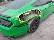 ✅ 2019 Ford Mustang GT Premium • VIN: 1FA6P8CF3K5156873 • Lot: 43633673. Wystawiony na IAAI z przebiegiem 30 947 mil. Bezpłatny archiwum sprzedaży aukcyjnych z USA i szczegółowy raport historii pojazdu na DreamBid. Zdjęcie 6.