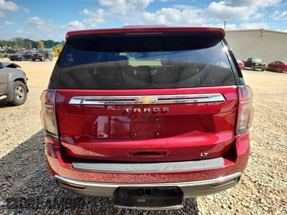 ✅ 2023 Chevrolet Tahoe LT • VIN: 1GNSCNKD3PR169536 • Lot: 84428715. Listed on Copart with 62,697 mi. Free auction sales archive from the USA and detailed vehicle history report at DreamBid. Image 6.