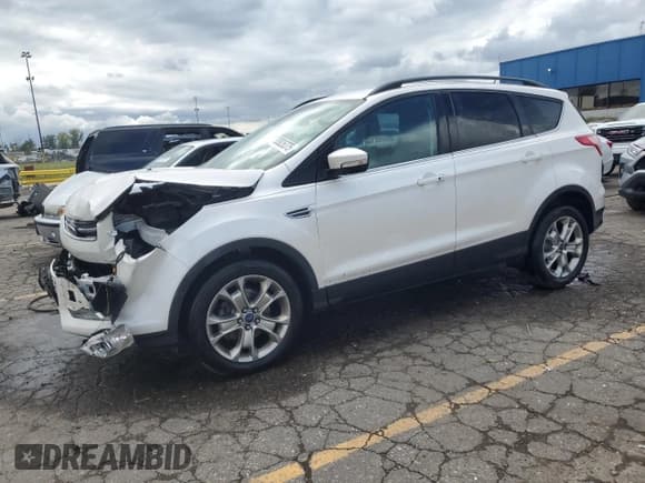 ✅ 2013 Ford Escape SEL • VIN: 1FMCU0HX3DUB30593 • Лот: 83826375. Опубликован ранее на Copart с пробегом 78 970 миль. Бесплатный доступ к архиву аукционных продаж из США и подробный отчёт об истории автомобиля на DreamBid. Изображение 1.