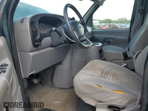 ✅ 2000 Ford Econoline Passenger XL • VIN: 1FBSS31L5YHB09858 • Лот: 55276415. Опубликован ранее на Copart с пробегом 153 962 миль. Бесплатный доступ к архиву аукционных продаж из США и подробный отчёт об истории автомобиля на DreamBid. Изображение 7.