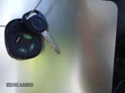 ✅ 2006 Chevrolet Silverado 1500 Work Truck • VIN: 1GCEC19X96Z274367 • Lot: 43838052. Wystawiony na IAAI z przebiegiem 206 517 mil. Bezpłatny archiwum sprzedaży aukcyjnych z USA i szczegółowy raport historii pojazdu na DreamBid. Zdjęcie 11.