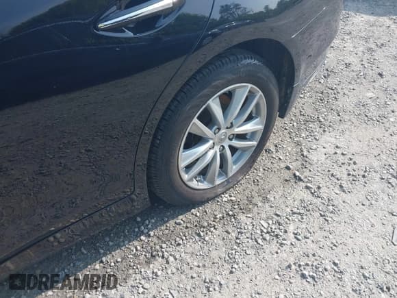 ✅ 2015 Infiniti Q50 Premium • VIN: JN1BV7AR6FM419099 • Lot: 42483126. Listed on IAAI with 100,960 mi. Free auction sales archive from the USA and detailed vehicle history report at DreamBid. Image 18.