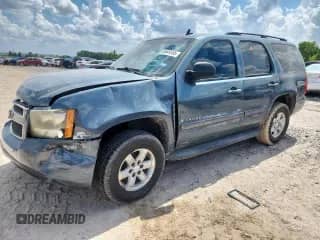 2008 Chevrolet Tahoe LTZ с VIN 1GNFC13JX8R209546, выставлен на аукционе Copart как лот 66449165 с пробегом 272 994 миль миль и Списание • Salvage title. История ставок и продаж доступна на DreamBid. Изображение 1.