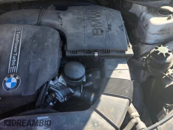 ✅ 2011 BMW 3 Series 335i • VIN: WBAPM5C53BE577244 • Lot: 92592475. Wystawiony na Copart z przebiegiem 89 998 mil. Bezpłatny archiwum sprzedaży aukcyjnych z USA i szczegółowy raport historii pojazdu na DreamBid. Zdjęcie 7.