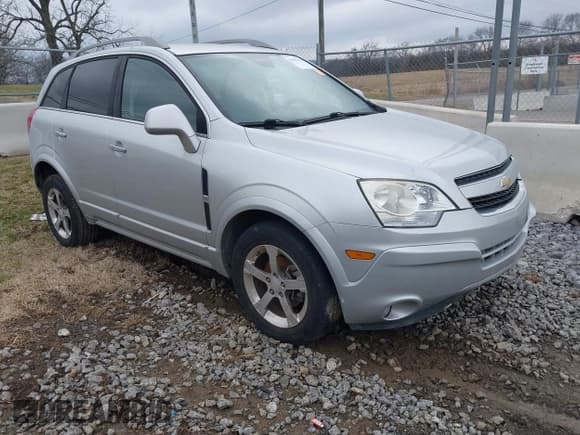 ✅ 2013 Chevrolet Captiva Sport LT • VIN: 3GNAL3EK8DS627381 • Lot: 41493770. Wystawiony na IAAI z przebiegiem 84 089 mil. Bezpłatny archiwum sprzedaży aukcyjnych z USA i szczegółowy raport historii pojazdu na DreamBid. Zdjęcie 1.