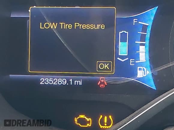 ✅ 2013 Ford C-Max SE • VIN: 1FADP5AU3DL517654 • Lot: 43740635. Listed on IAAI with 235,289 mi. Free auction sales archive from the USA and detailed vehicle history report at DreamBid. Image 7.