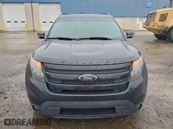 ✅ 2014 Ford Explorer Sport • VIN: 1FM5K8GT1EGA74083 • Lot: 94451835. Wystawiony na Copart z przebiegiem 180 860 mil. Bezpłatny archiwum sprzedaży aukcyjnych z USA i szczegółowy raport historii pojazdu na DreamBid. Zdjęcie 5.