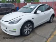 ✅ 2023 Tesla Model Y Long Range • VIN: 7SAYGAEE9PF702910 • Lot: 42199519. Wystawiony na IAAI z przebiegiem 91 094 mil. Bezpłatny archiwum sprzedaży aukcyjnych z USA i szczegółowy raport historii pojazdu na DreamBid. Zdjęcie 20.