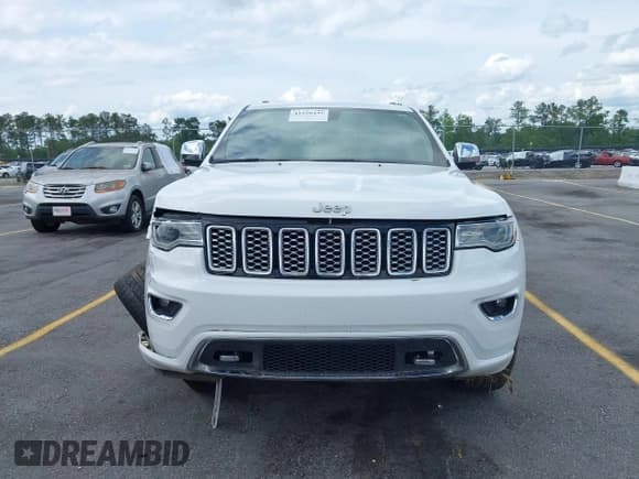 ✅ 2017 Jeep Grand Cherokee Overland • VIN: 1C4RJECG8HC813686 • Лот: 42220435. Опубликован ранее на IAAI с пробегом 116 886 миль. Бесплатный доступ к архиву аукционных продаж из США и подробный отчёт об истории автомобиля на DreamBid. Изображение 12.