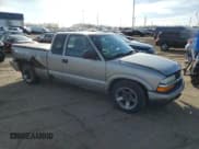 ✅ 2003 Chevrolet S-10 LS • VIN: 1GCCS19XX38127597 • Лот: 50367235. Опубликован ранее на Copart с пробегом 169 778 миль. Бесплатный доступ к архиву аукционных продаж из США и подробный отчёт об истории автомобиля на DreamBid. Изображение 4.
