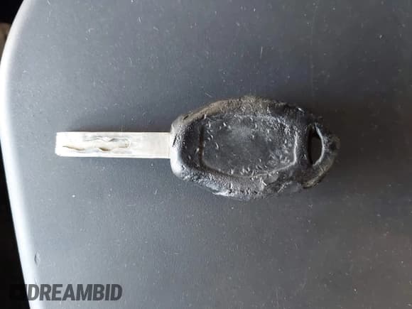 ✅ 2007 BMW X3 3.0si • VIN: WBXPC93477WJ00843 • Лот: 43824337. Опубликован ранее на IAAI с пробегом 182 732 миль. Бесплатный доступ к архиву аукционных продаж из США и подробный отчёт об истории автомобиля на DreamBid. Изображение 11.