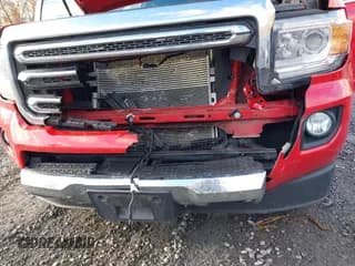 ✅ 2019 GMC Canyon 4WD SLT • VIN: 1GTG6DEN5K1333798 • Lot: 43606361. Wystawiony na IAAI z przebiegiem 88 815 mil. Bezpłatny archiwum sprzedaży aukcyjnych z USA i szczegółowy raport historii pojazdu na DreamBid. Zdjęcie 6.